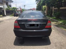 Jual Mercedes-Benz E-Class E 200 K 2008 harga murah di Jawa Timur 5