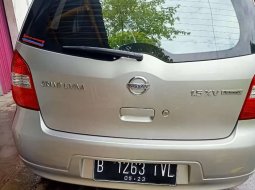 Mobil Nissan Grand Livina 2009 XV dijual, Jawa Barat 3