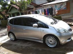 Jual Honda Jazz A 2010 harga murah di Jawa Tengah 9