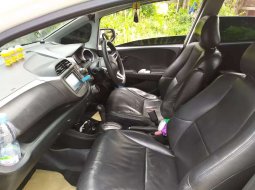 Mobil Honda Jazz 2009 RS dijual, Kalimantan Selatan 1