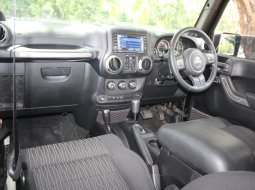 Jual Mobil Bekas Jeep Wrangler Sport Unlimited 2012 di DKI Jakarta 4