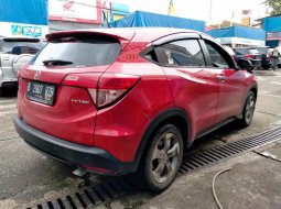 Jual Mobil Bekas Honda HR-V E CVT  2017 di Bekasi 3