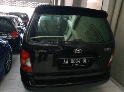 Jual Mobil Bekas Hyundai Trajet GLS 2004 di DIY Yogyakarta 2