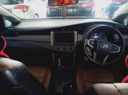 Dijual Mobil Toyota Kijang Innova 2.4G 2016 di DIY Yogyakarta 3