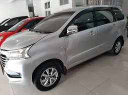Dijual cepat Toyota Avanza G AT 2015 harga murah di Jawa Tengah 4