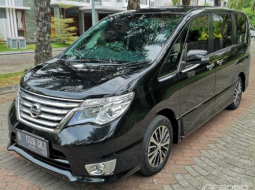 Jual Cepat Mobil Nissan Serena Highway Star 2015 di DIY Yogyakarta 1