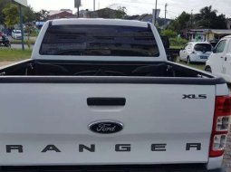 Dijual cepat Ford Ranger XLS 2015 di Jawa Tengah 2