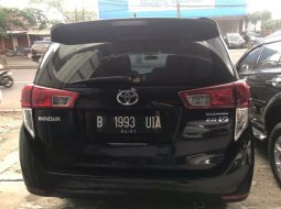 Dijual cepat Toyota Kijang Innova 2.0 V 2016, Bekasi  8