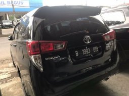 Dijual cepat Toyota Kijang Innova 2.0 V 2016, Bekasi  3