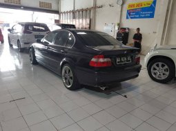 Jual Cepat BMW 3 Series 318i 2003 di DIY Yogyakarta 6