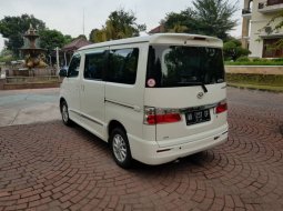 Jual Mobil Bekas Daihatsu Luxio X 2017 di DIY Yogyakarta 5