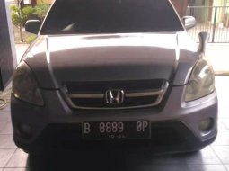 Jawa Barat, Honda CR-V 2.0 i-VTEC 2004 kondisi terawat 20