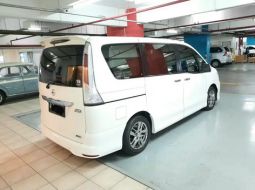 Dijual Cepat Nissan Serena Panoramic Autech 2014 di DKI Jakarta 3