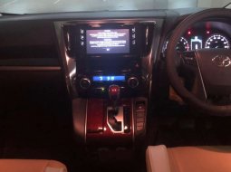 Toyota Alphard 2015 X terbaik di DKI Jakarta 6