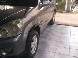 Jawa Barat, Honda CR-V 2.0 i-VTEC 2004 kondisi terawat 15