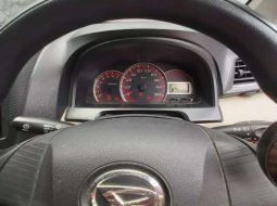 Mobil Daihatsu Xenia 2013 X terbaik di Jawa Barat 6