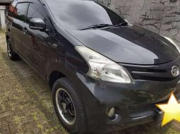 Mobil Daihatsu Xenia 2013 X terbaik di Jawa Barat 5