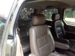 Jual mobil bekas murah Kia Carnival TD 2001 di Jawa Barat 7