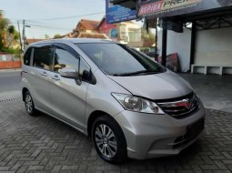 Dijual mobil bekas Honda Freed PSD, DIY Yogyakarta  10