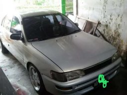 Mobil Toyota Corolla 1995 terbaik di Jawa Tengah 1