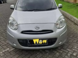 Mobil Nissan March 2013 1.2L dijual, Jawa Timur 1