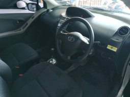 Dijual Mobil Bekas Toyota Yaris E 2009 di DIY Yogyakarta 5