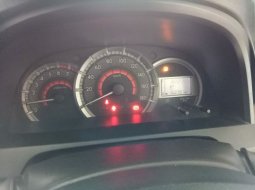 Jual Cepat Daihatsu Xenia R 2016 di Bekasi 5