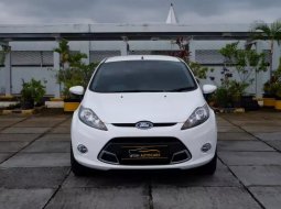 Dijual mobil bekas Ford Fiesta S AT 2013, DKI Jakarta 6