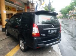 Dijual mobil Toyota Kijang Innova 2.0 G Manual bensin 2012, DIY Yogyakarta 2