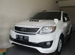 Dijual mobil Toyota Fortuner G TRD Sportivo 2013, Jawa Tengah 6