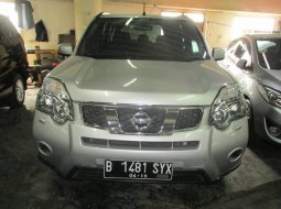 Dijual mobil Nissan X-Trail ST 2014 bekas, DKI Jakarta 3