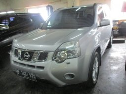 Dijual mobil Nissan X-Trail ST 2014 bekas, DKI Jakarta 4