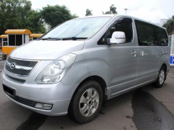 Jual Mobil Bekas Hyundai H-1 XG 2010 di DKI Jakarta 10