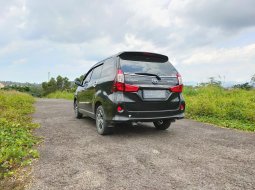 Dijual Mobil Bekas Toyota Avanza Veloz 2016 di Lampung 6