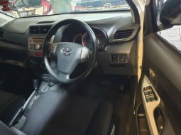 Jual Mobil Bekas Toyota Avanza Veloz 2014 di Bekasi 5