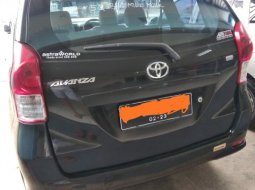 Dijual Cepat Toyota Avanza E 2013 di Kalimantan Timur 9