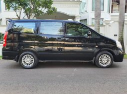 Dijual Mobil Nissan Serena Highway Star 2008 di DKI Jakarta 1