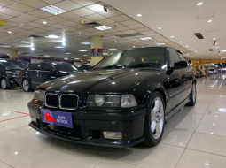 Dijual Mobil BMW 3 Series 320i 1995 di DKI Jakarta 4