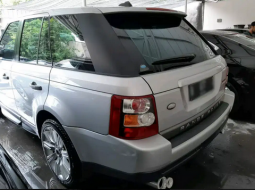 Dijual Cepat Land Rover Range Rover V8 4.2 Supercharged 2006 di DKI Jakarta 2