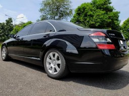 Dijual Mobil Mercedes-Benz S-Class 300 2007 di DKI Jakarta 7