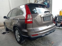 Dijual cepat Honda CR-V 2.0 i-VTEC 2010, Bekasi  4