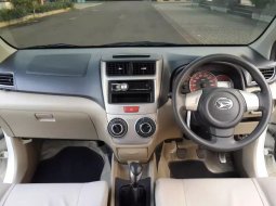 Jual Mobil Bekas Daihatsu Xenia X PLUS 2013 Terawat di Bekasi 4