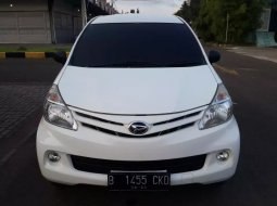 Jual Mobil Bekas Daihatsu Xenia X PLUS 2013 Terawat di Bekasi 2