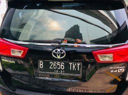 Dijual cepat Toyota Kijang Innova V Luxury 2016, DKI Jakarta 6