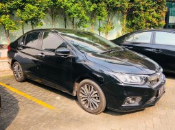 Dijual cepat Honda City E 2018, DKI Jakarta 2