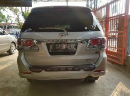 Jual Mobil Bekas Toyota Fortuner G VNT AT 2012 di Bekasi 6