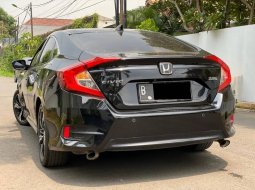 Dijual Cepat Honda Civic Turbo 1.5 Automatic 2016 di DKI Jakarta 3