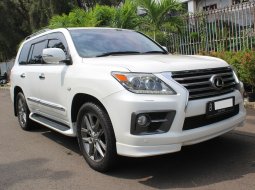 Dijual Mobil Lexus LX 570 2012 Kondisi Istimewa di DKI Jakarta 7