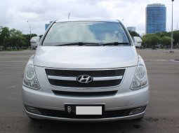 Dijual Cepat Hyundai H-1 XG 2010 Terawat di DKI Jakarta 10