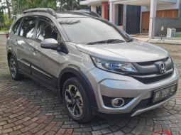 Dijual Mobil Honda BR-V E 2018 di DIY Yogyakarta 7